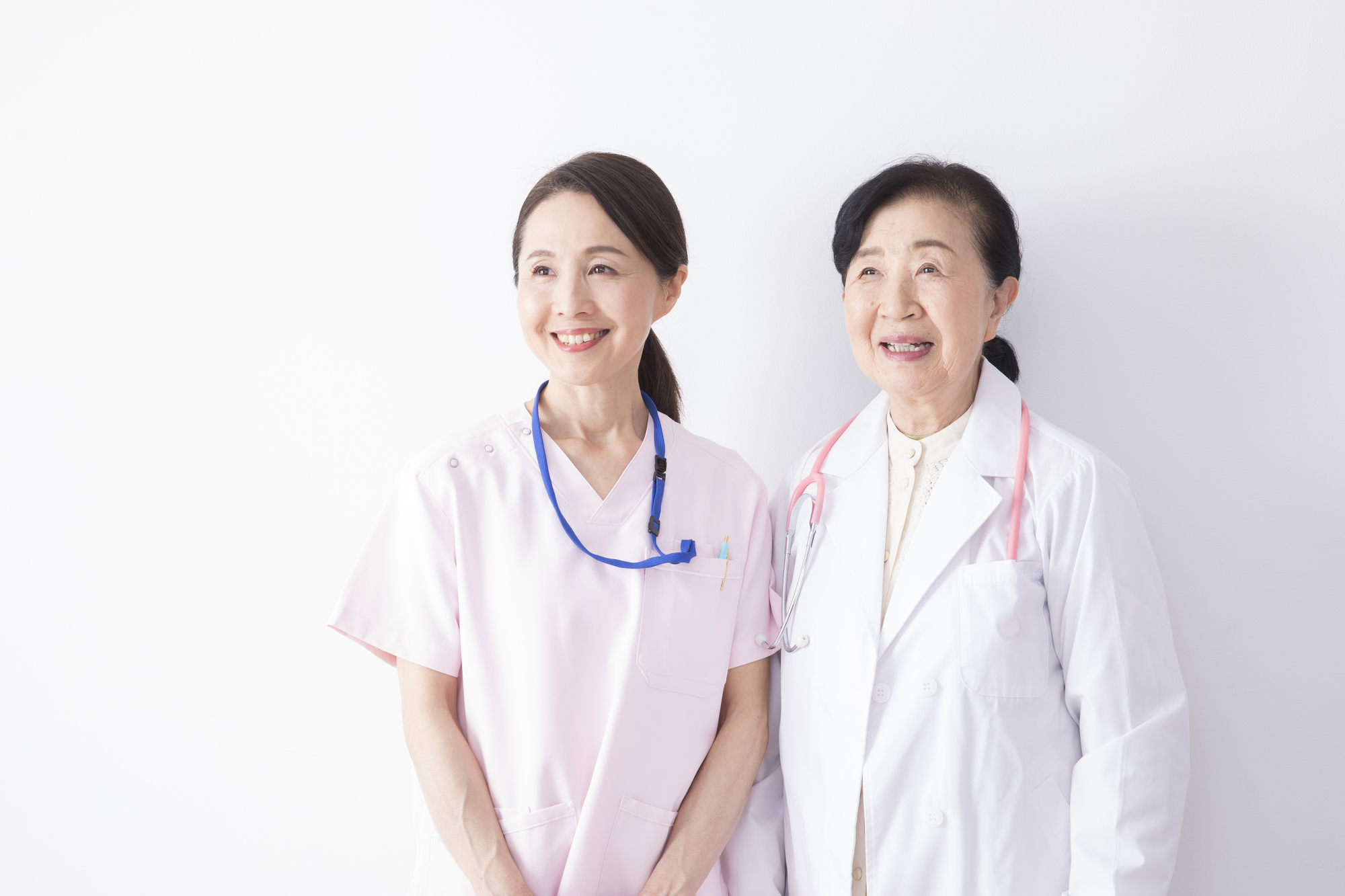 シニアスタッフ